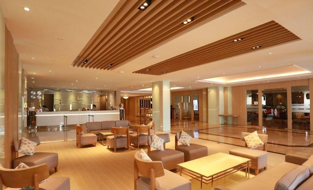Golden City Rayong Hotel Eksteriør billede