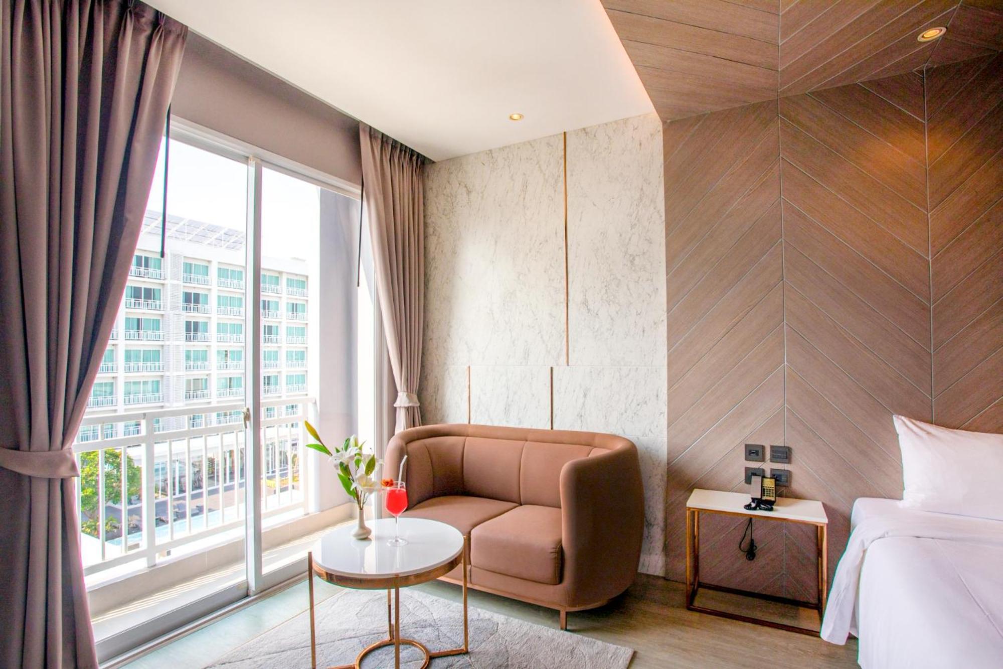 Golden City Rayong Hotel Eksteriør billede